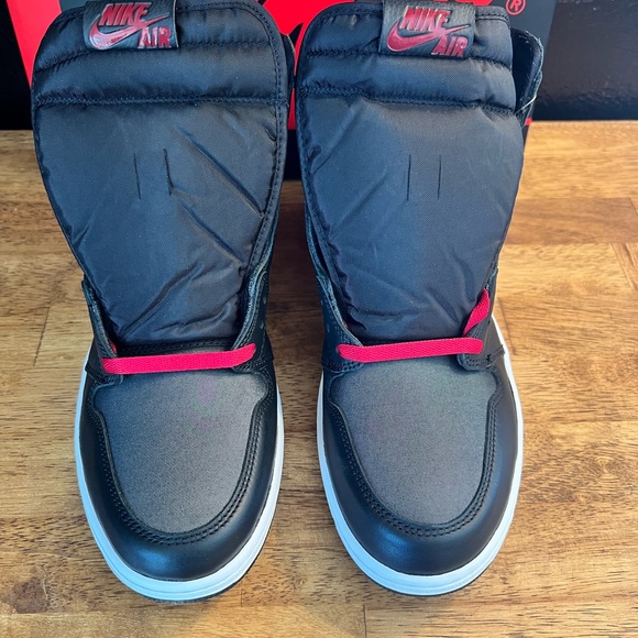 Air Jordan 1 Retro High OG Black Satin / Black Gym Red - Picture 4 of 10